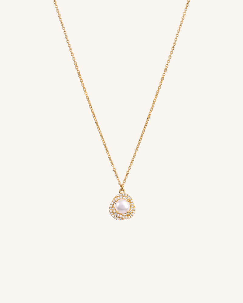 The Guardian Pearl Necklace – Gold
