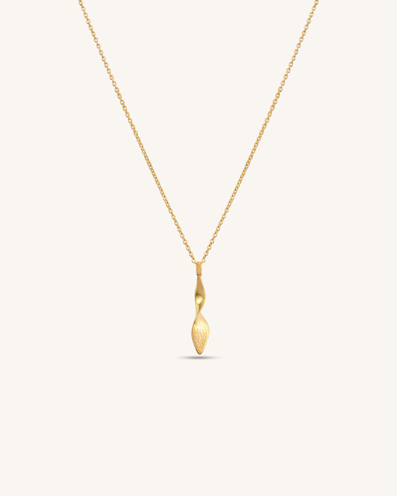 The Sculpted Pendant Necklace – Gold