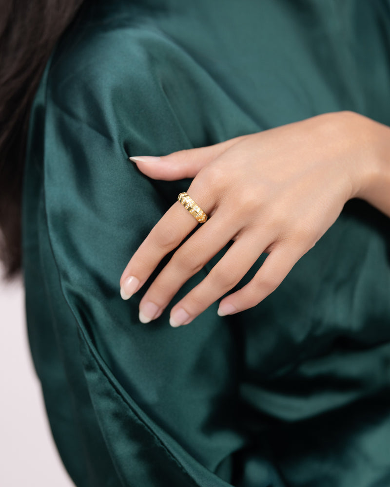 The Crown Band – Gold