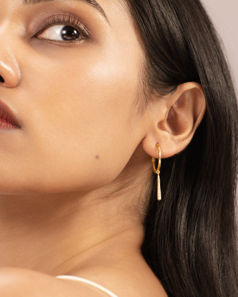Starlight Drop Earrings – Gold