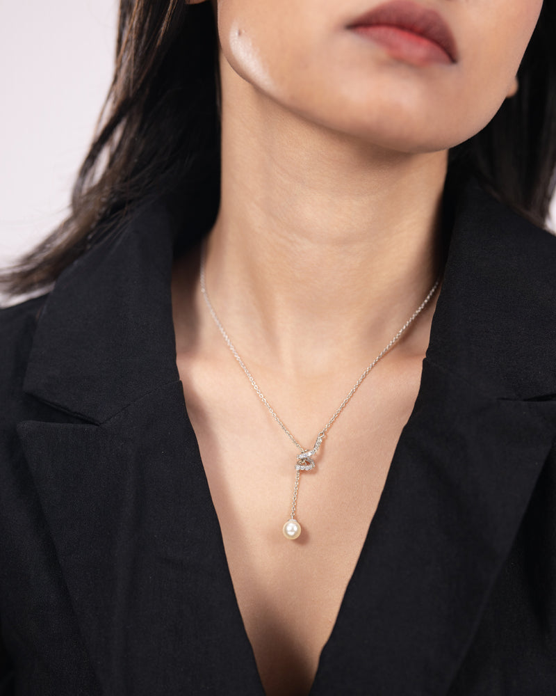 The Pearl Drop Necklace – Silver