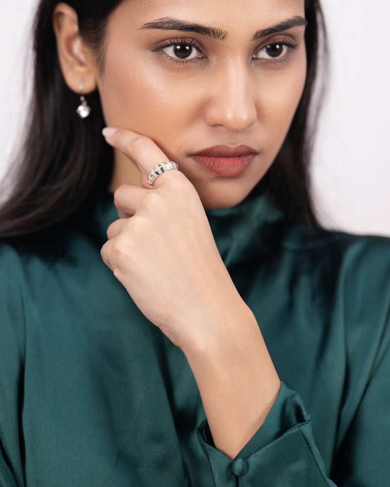 The Crown Band – Silver