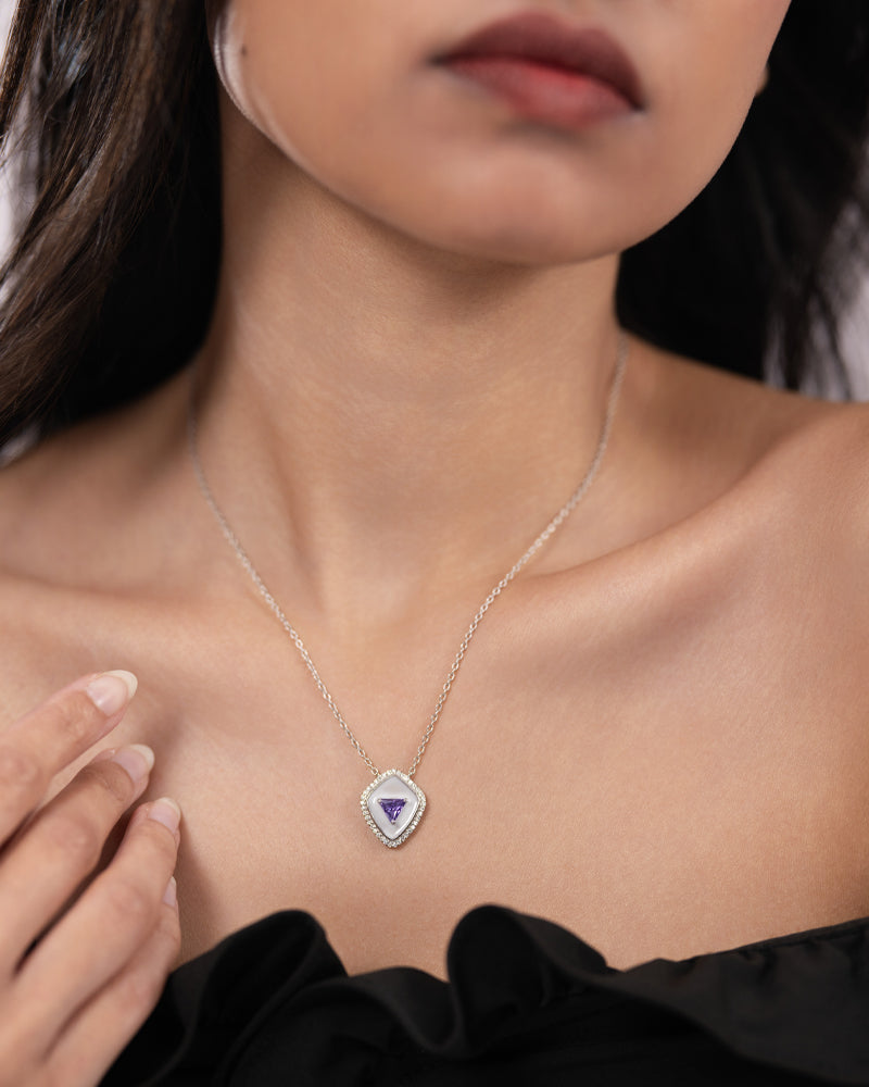 The Eternal Glow Necklace – Silver