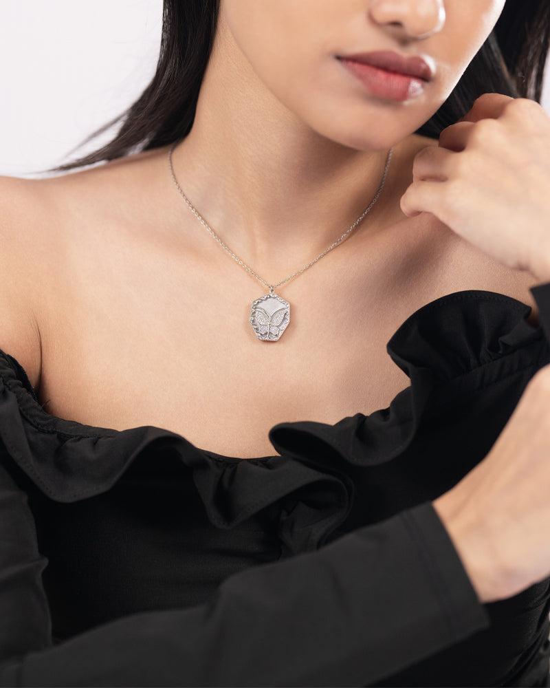 The Butterfly Emblem Necklace – Silver