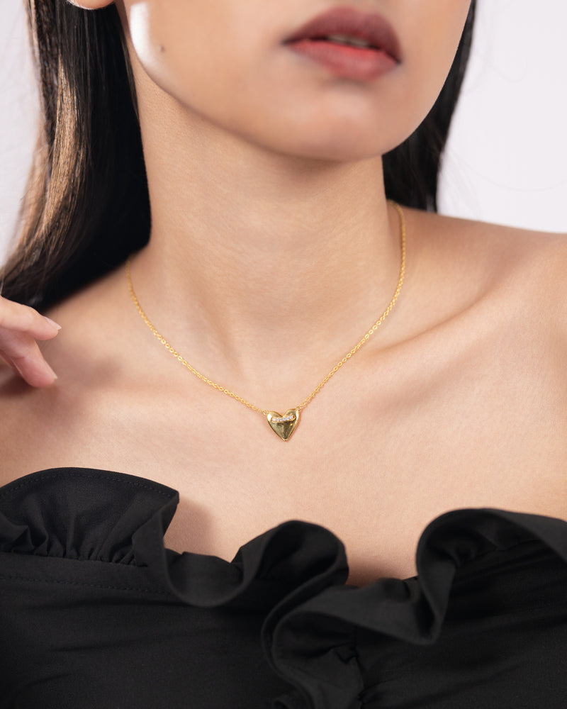 The Heart Necklace – Gold