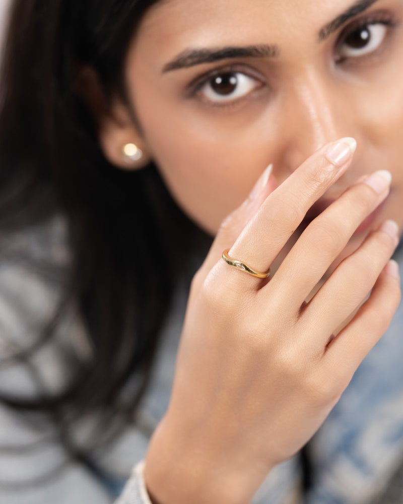 The Bold Icon – Gold