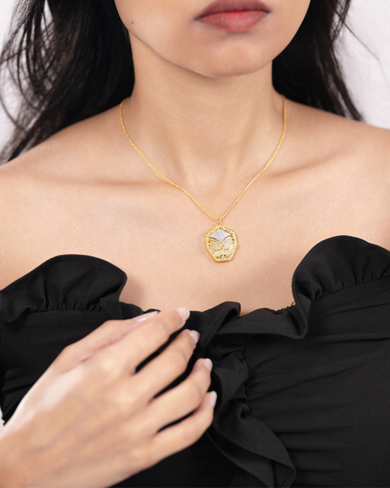 The Butterfly Emblem Necklace – Gold