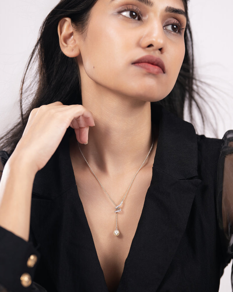 The Pearl Drop Necklace – Silver