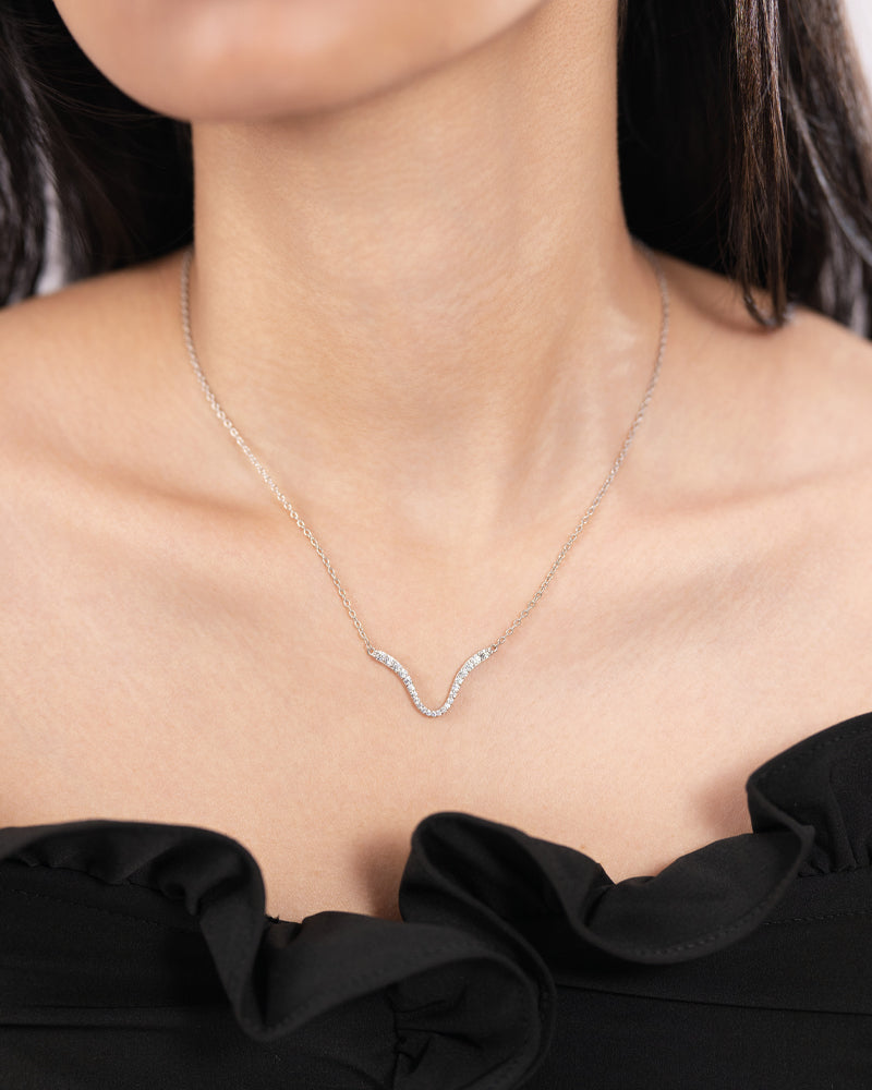 The Celest Flow Necklace – Silver