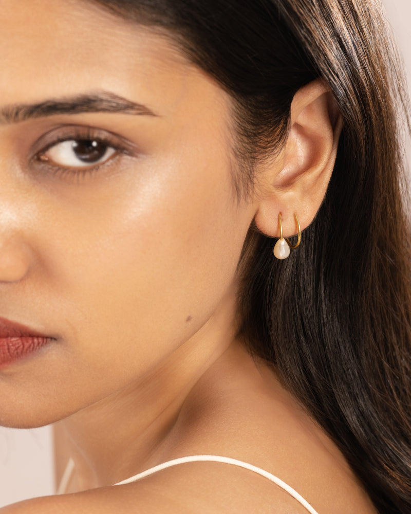 Pearl Whisper Hoops – Gold