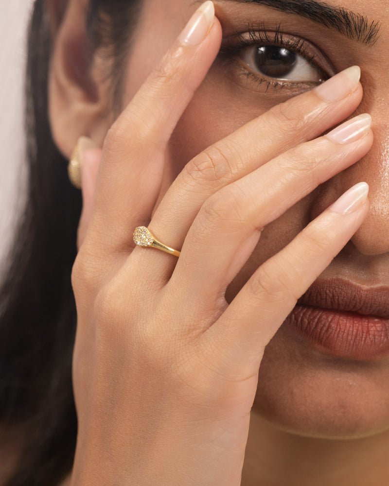 The Signet Ring – Gold