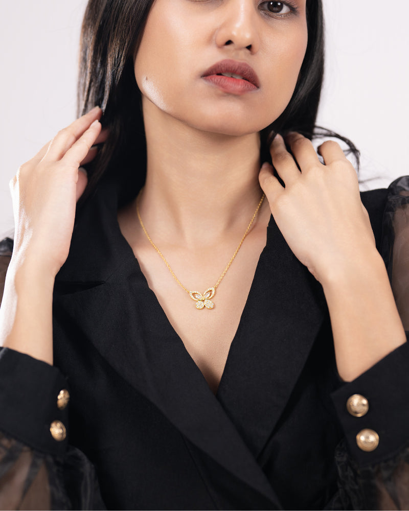 The Butterfly Bloom Necklace – Gold