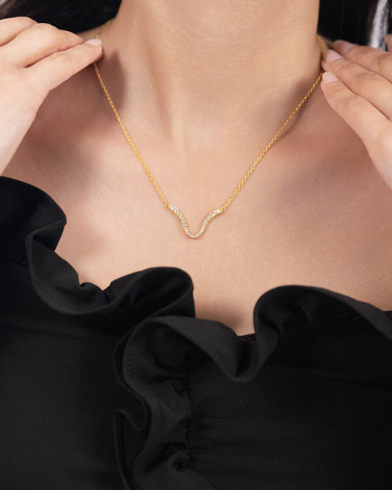 The Celest Flow Necklace – Gold