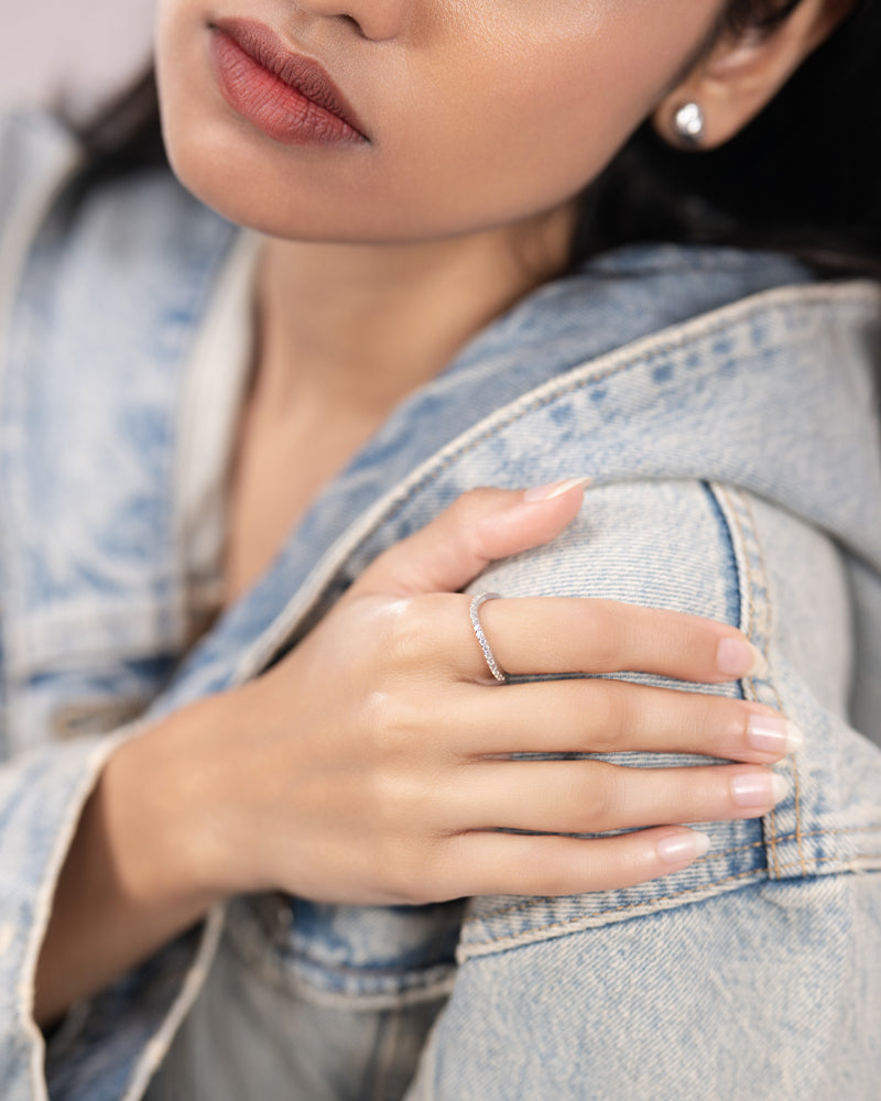 Studded Wave Band – Silver