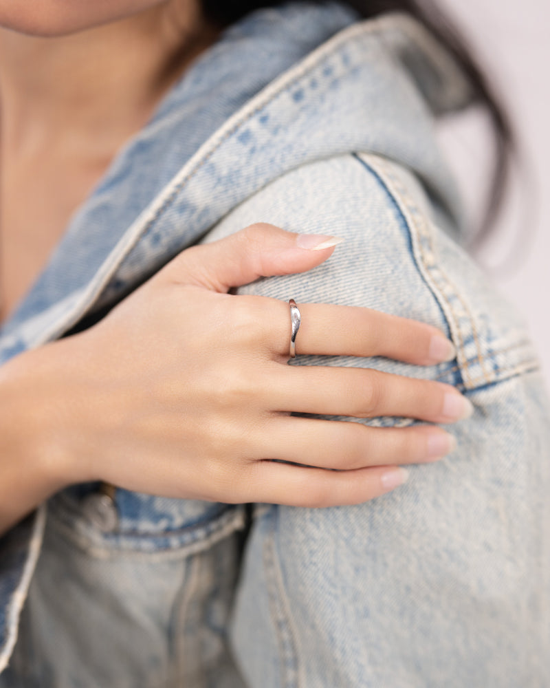 The Bold Icon – Silver