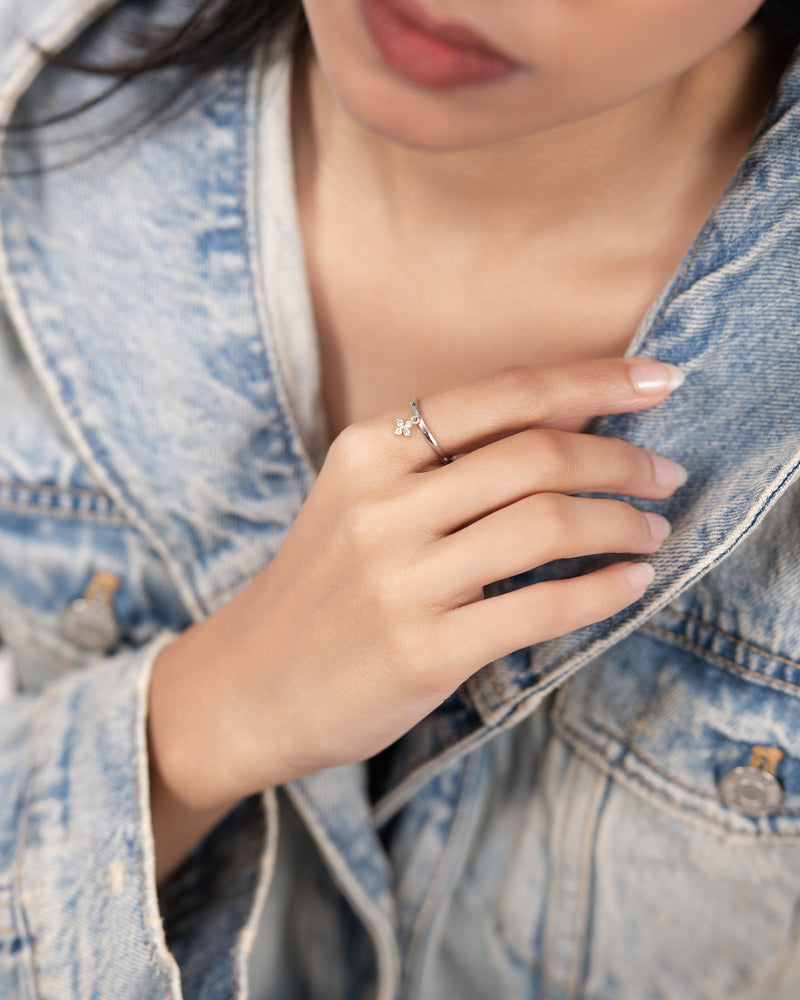 The Charm Ring – Silver