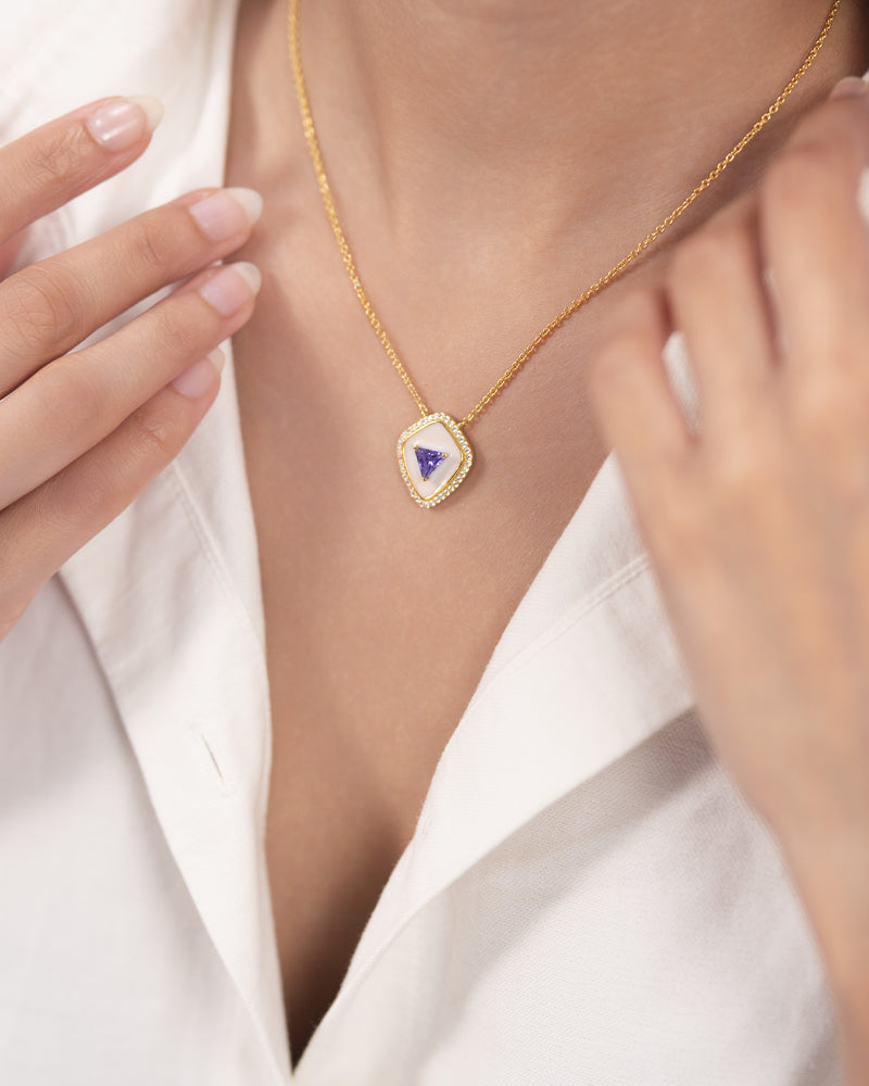 The Eternal Glow Necklace – Gold