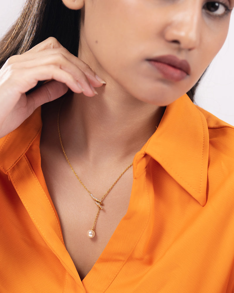 The Pearl Drop Necklace – Gold