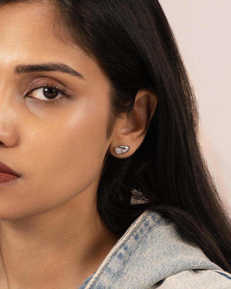 Glow Studs – Silver