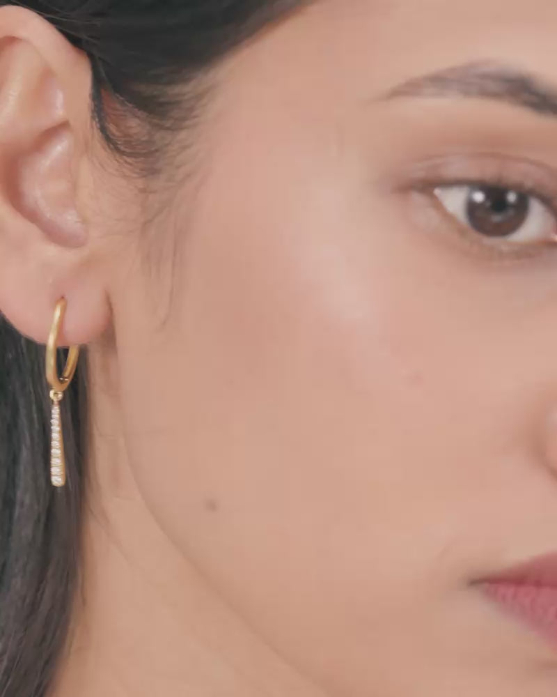 Starlight Drop Earrings – Gold