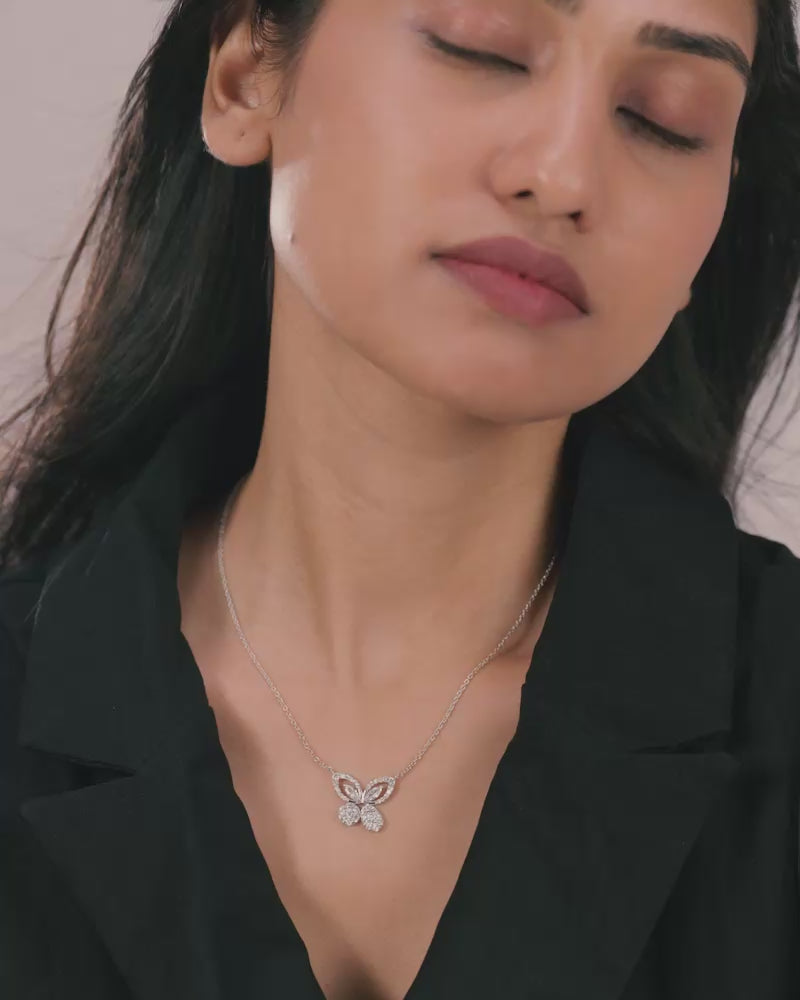 The Butterfly Bloom Necklace – Silver