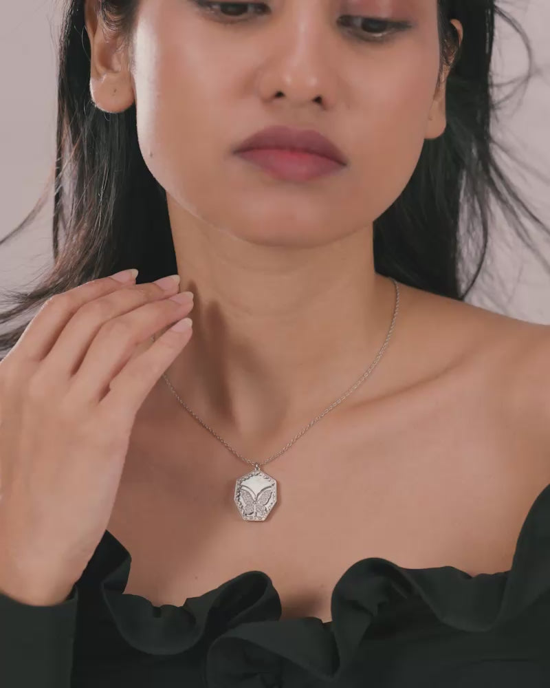 The Butterfly Emblem Necklace – Silver