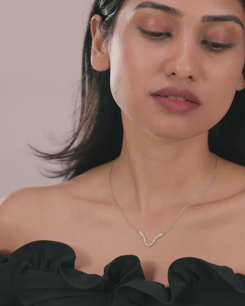 The Celest Flow Necklace – Silver