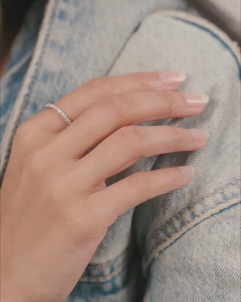 Studded Wave Band – Silver