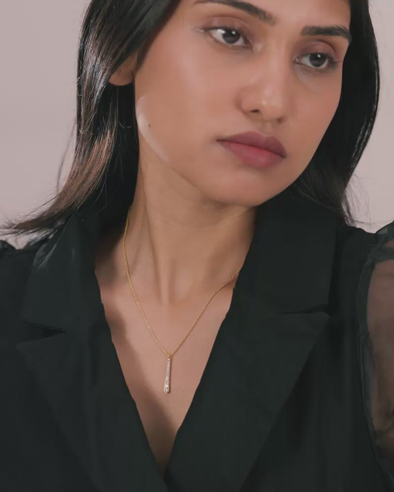 The Starlight Drop Necklace – Gold